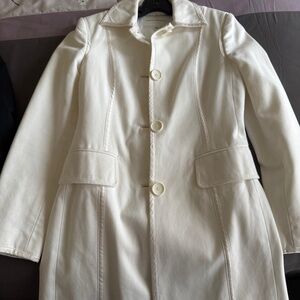 Banana republic white trench coat (xs)
